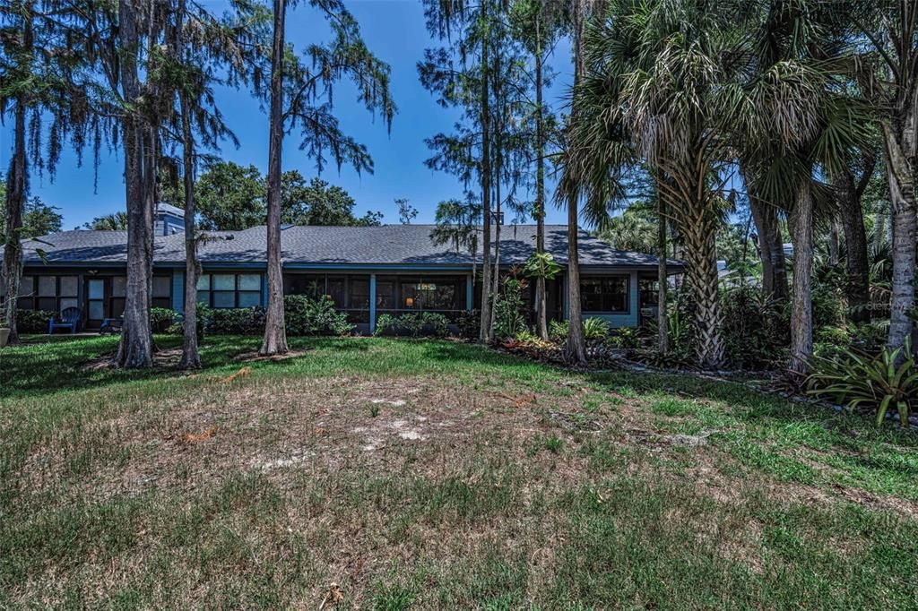 En Venta: $425,000 (3 camas, 2 baños, 1560 Pies cuadrados)