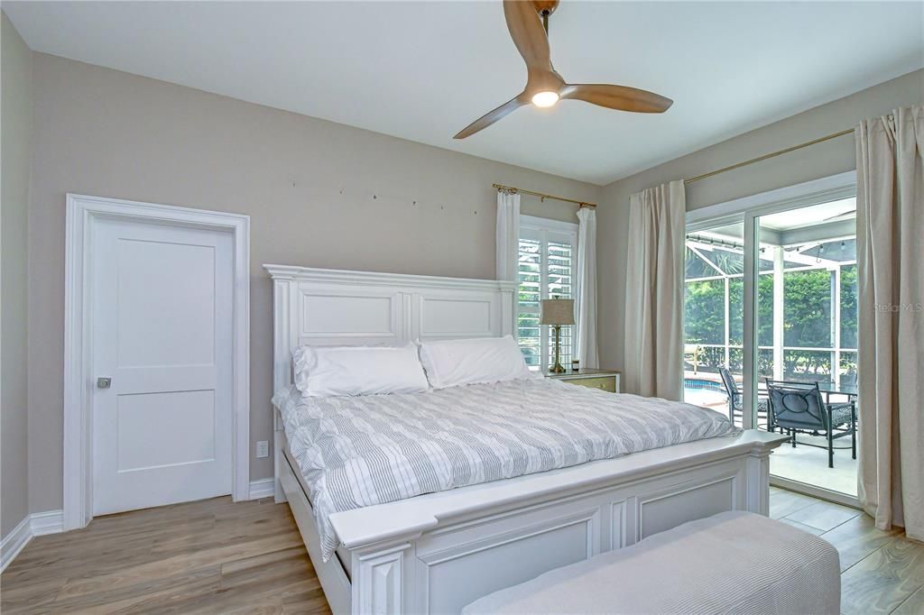 For Sale: $550,000 (3 beds, 2 baths, 1829 Square Feet)