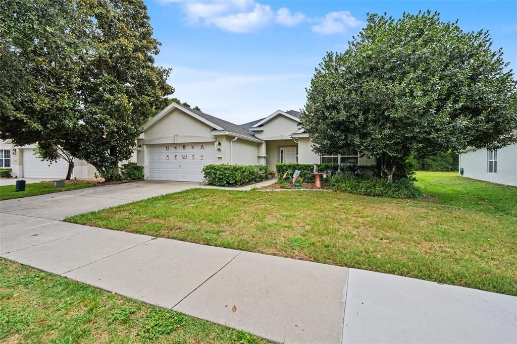 For Sale: $279,000 (3 beds, 2 baths, 1714 Square Feet)