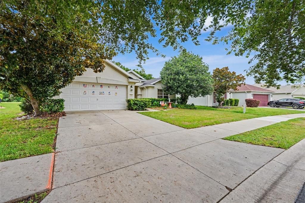 For Sale: $279,000 (3 beds, 2 baths, 1714 Square Feet)