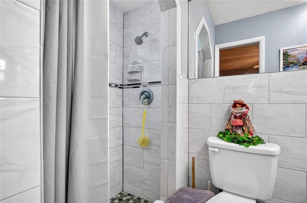 На продажу: $309,900 (3 спален, 2 ванн, 1781 Квадратных фут)