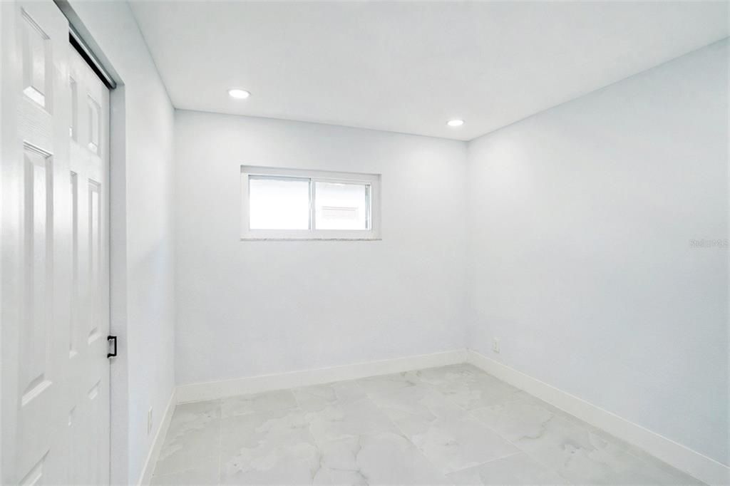 На продажу: $369,900 (4 спален, 3 ванн, 1470 Квадратных фут)