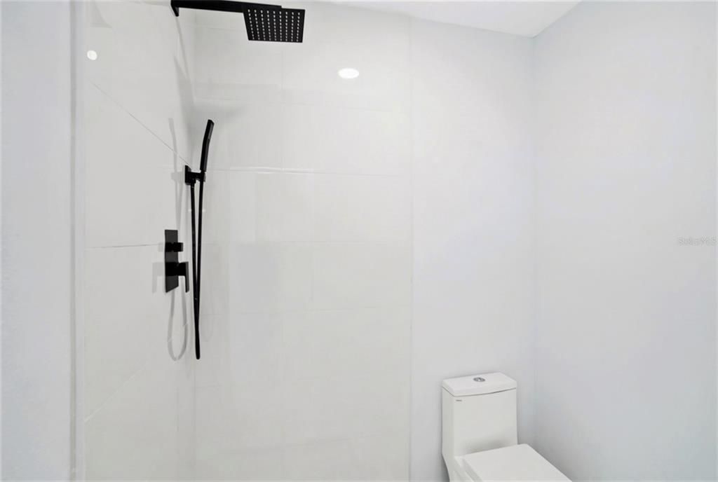 На продажу: $369,900 (4 спален, 3 ванн, 1470 Квадратных фут)