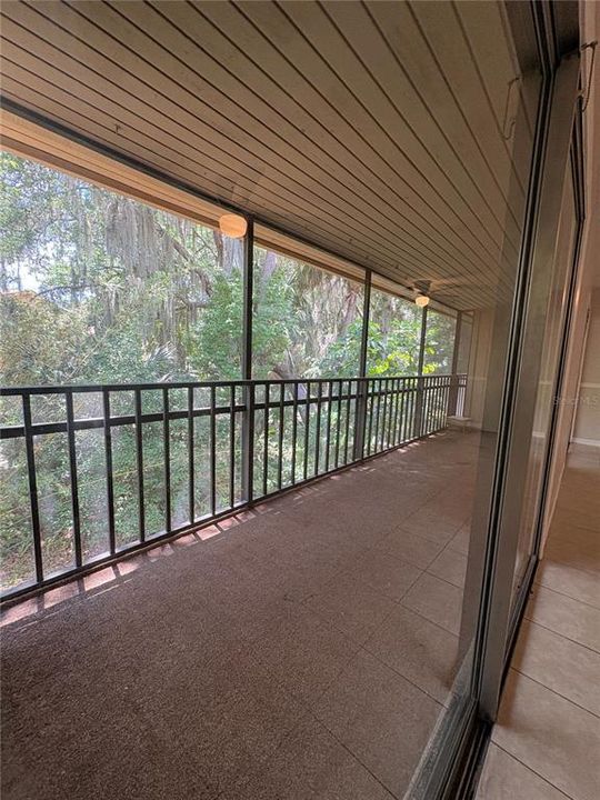 В аренду: $1,450 (2 спален, 2 ванн, 897 Квадратных фут)
