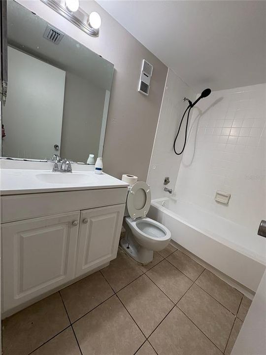 В аренду: $1,450 (2 спален, 2 ванн, 897 Квадратных фут)
