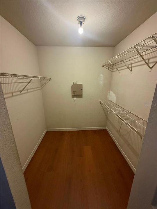 В аренду: $2,100 (3 спален, 2 ванн, 1193 Квадратных фут)
