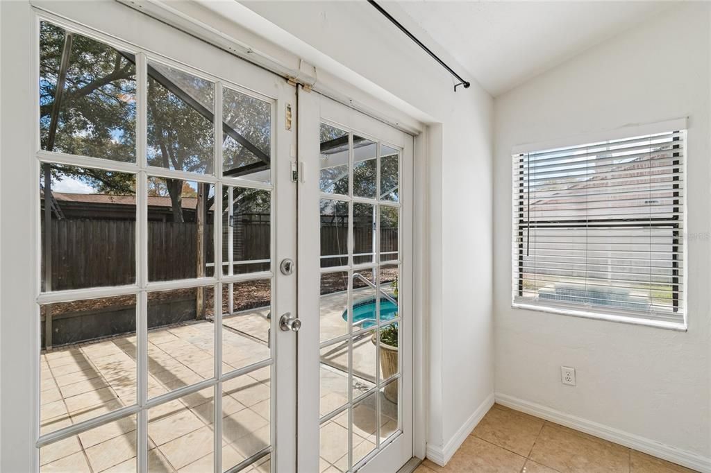 В аренду: $2,950 (3 спален, 2 ванн, 1677 Квадратных фут)