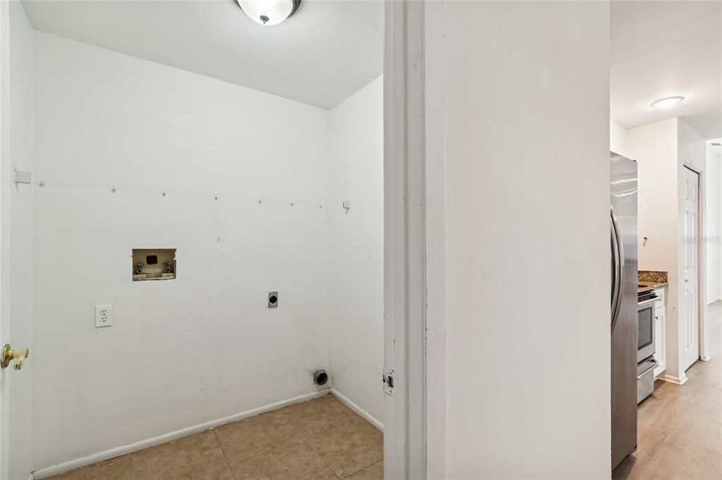 В аренду: $2,950 (3 спален, 2 ванн, 1677 Квадратных фут)