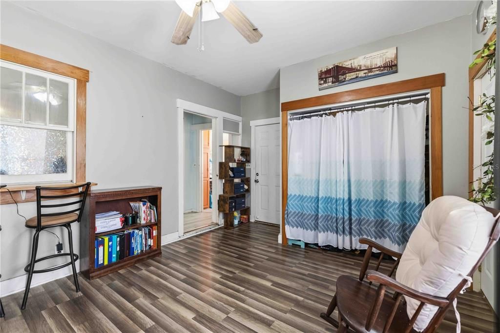 En Venta: $329,000 (3 camas, 2 baños, 1452 Pies cuadrados)
