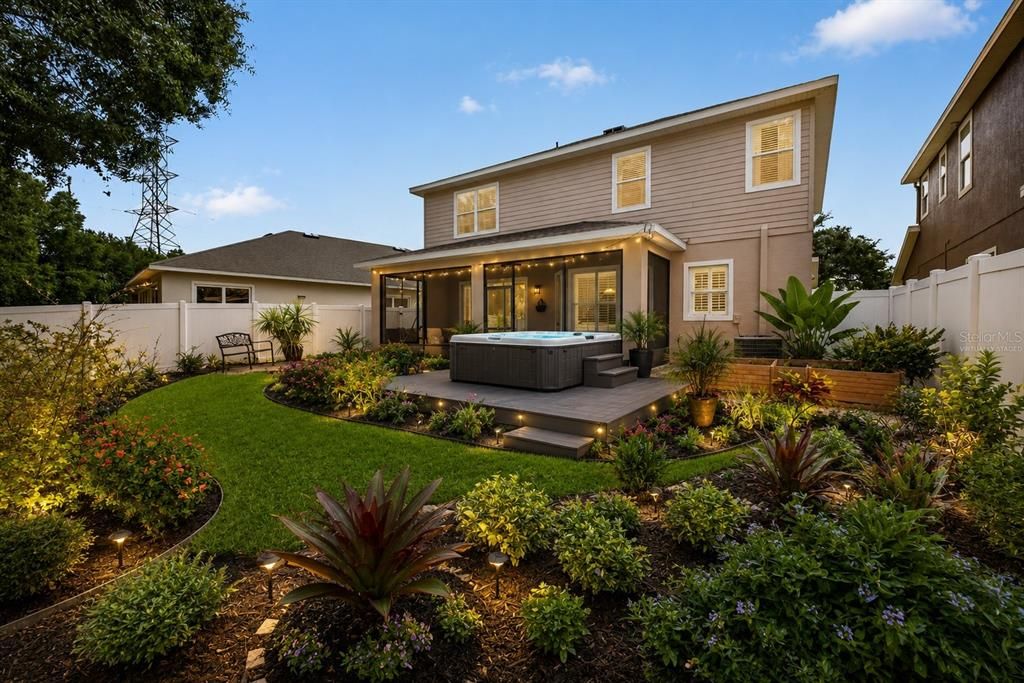 For Sale: $414,000 (4 beds, 2 baths, 2552 Square Feet)