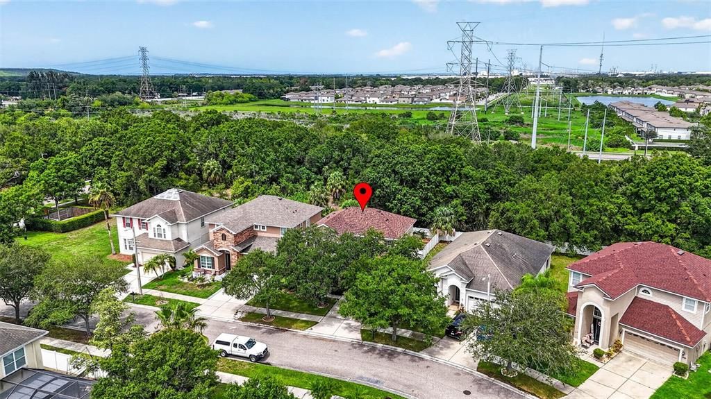 For Sale: $414,000 (4 beds, 2 baths, 2552 Square Feet)