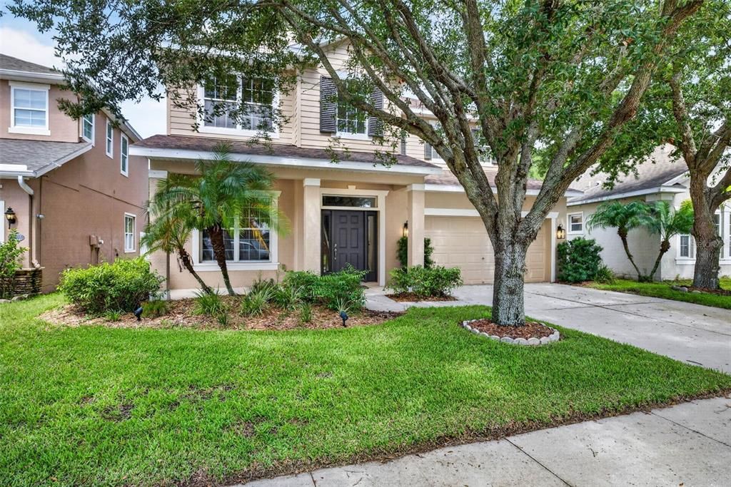 For Sale: $414,000 (4 beds, 2 baths, 2552 Square Feet)