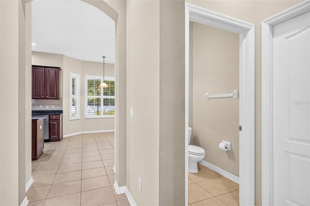 For Sale: $414,000 (4 beds, 2 baths, 2552 Square Feet)