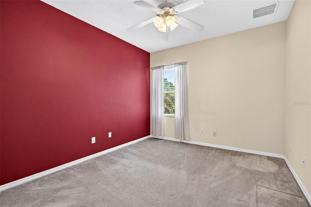 For Sale: $414,000 (4 beds, 2 baths, 2552 Square Feet)