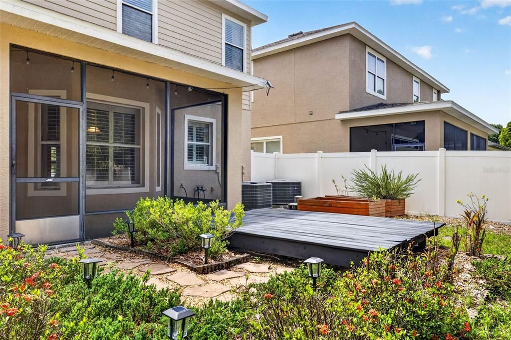 For Sale: $414,000 (4 beds, 2 baths, 2552 Square Feet)