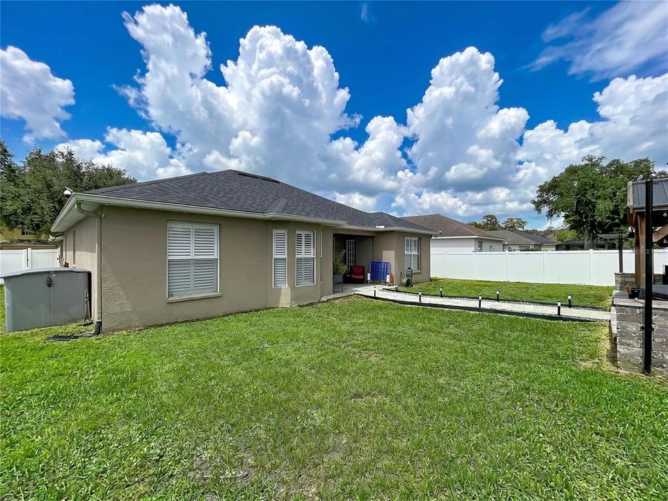 En Venta: $449,900 (3 camas, 2 baños, 2055 Pies cuadrados)