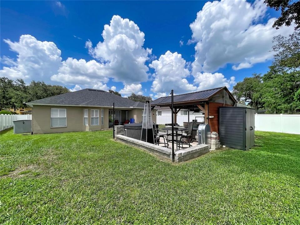 En Venta: $449,900 (3 camas, 2 baños, 2055 Pies cuadrados)