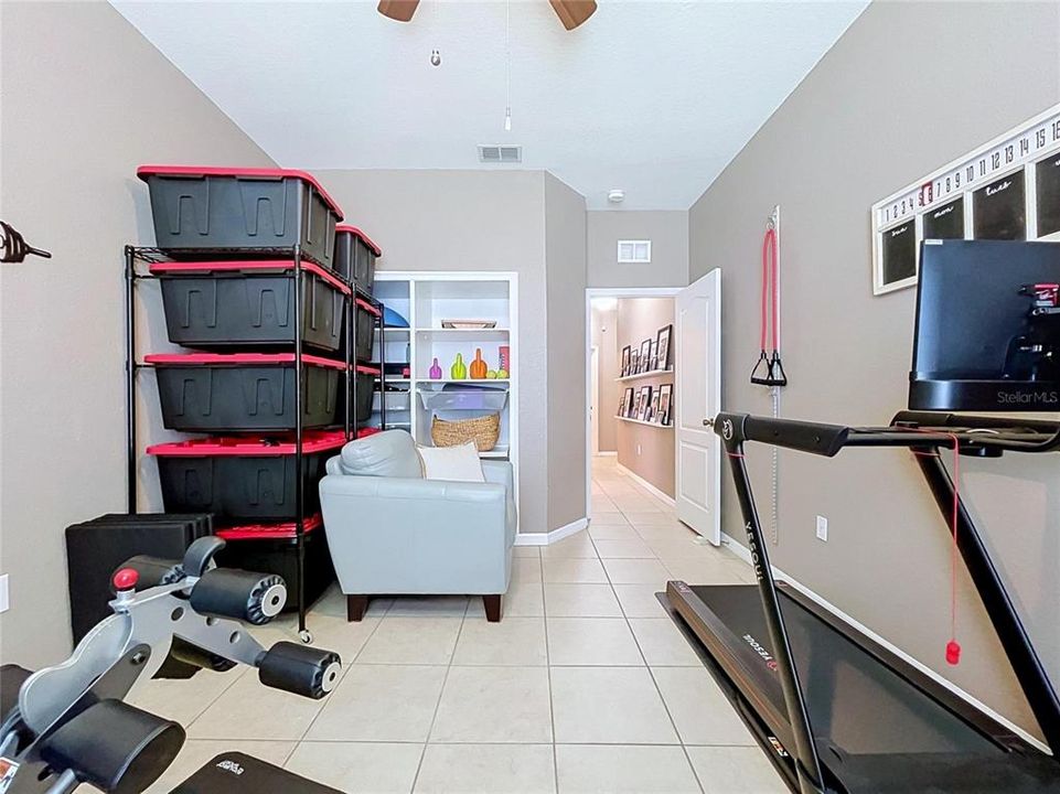 En Venta: $449,900 (3 camas, 2 baños, 2055 Pies cuadrados)