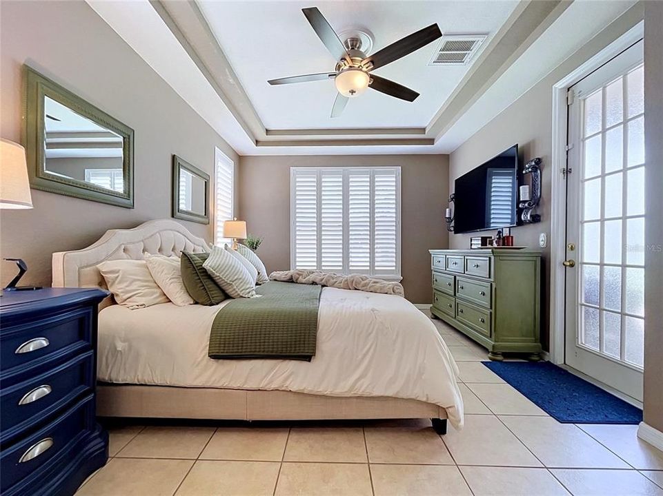 En Venta: $449,900 (3 camas, 2 baños, 2055 Pies cuadrados)