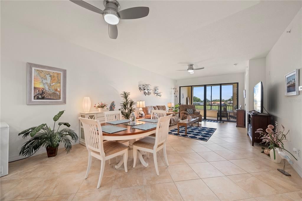 En Venta: $378,900 (3 camas, 2 baños, 1814 Pies cuadrados)