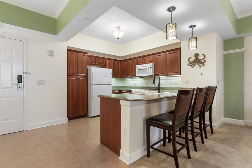 For Sale: $575,000 (3 beds, 3 baths, 1676 Square Feet)