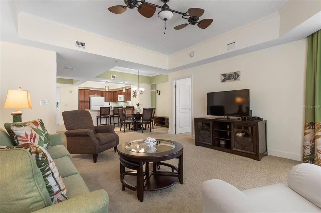 For Sale: $575,000 (3 beds, 3 baths, 1676 Square Feet)
