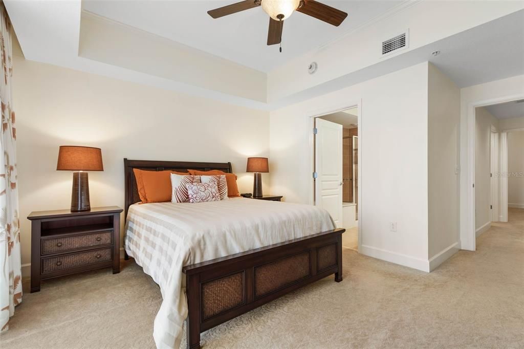 For Sale: $575,000 (3 beds, 3 baths, 1676 Square Feet)