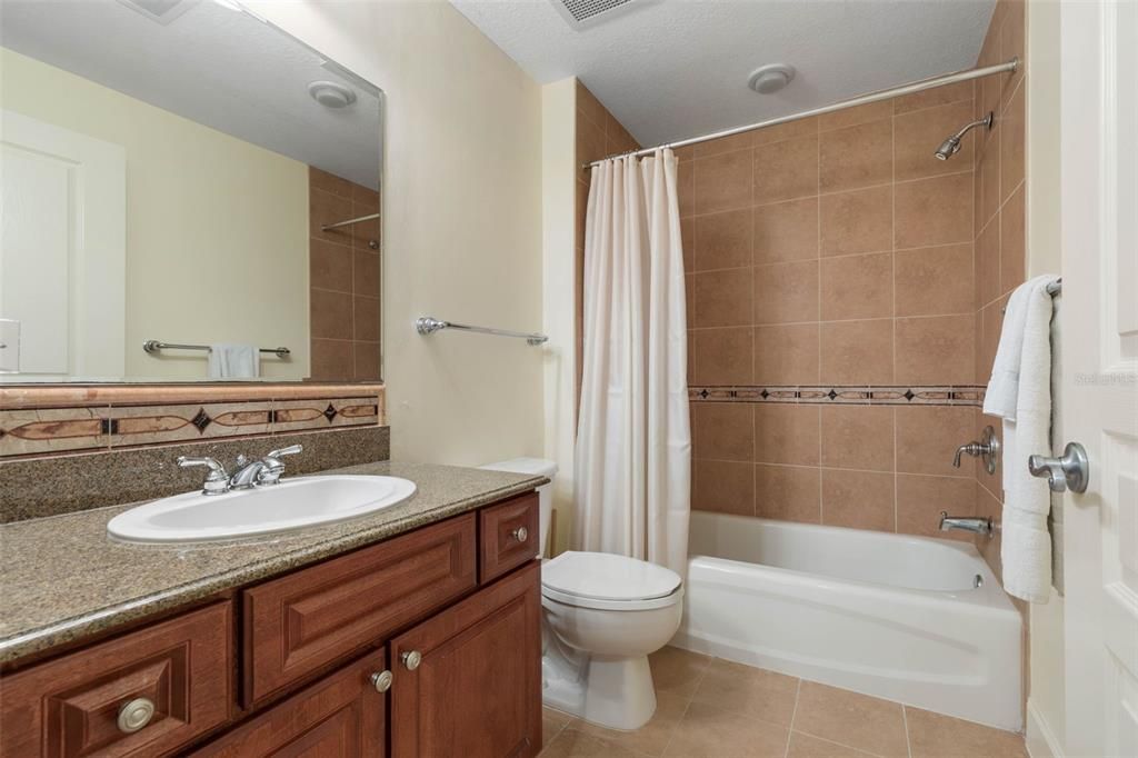 For Sale: $575,000 (3 beds, 3 baths, 1676 Square Feet)