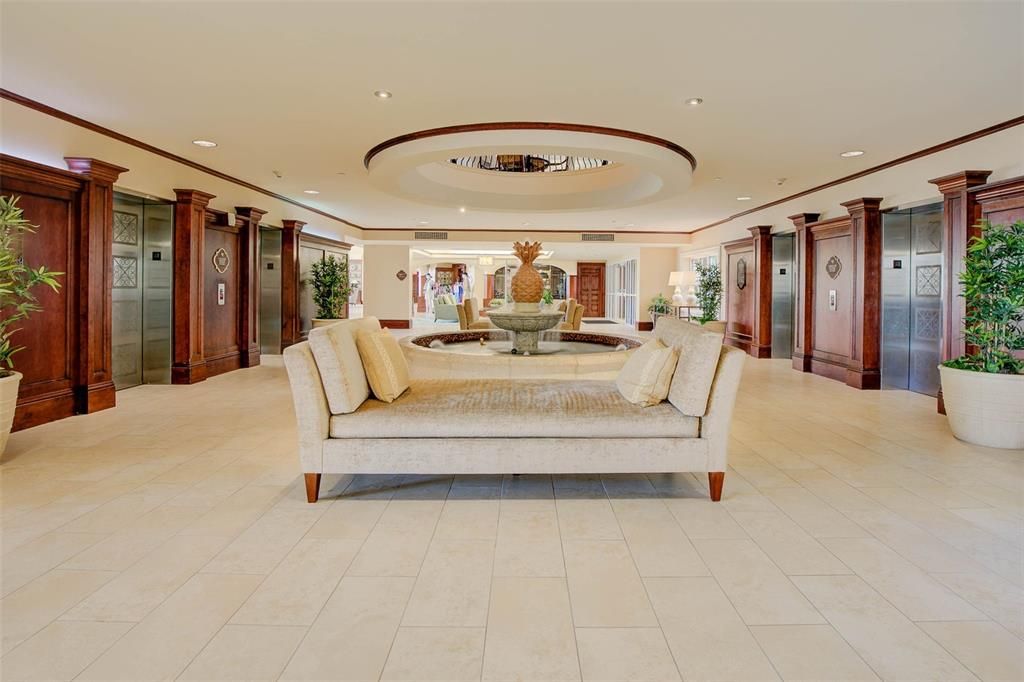 For Sale: $575,000 (3 beds, 3 baths, 1676 Square Feet)