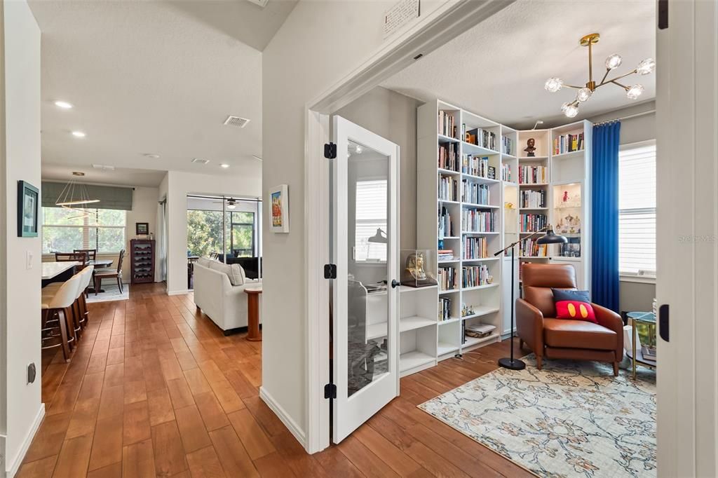 En Venta: $699,999 (4 camas, 3 baños, 3110 Pies cuadrados)