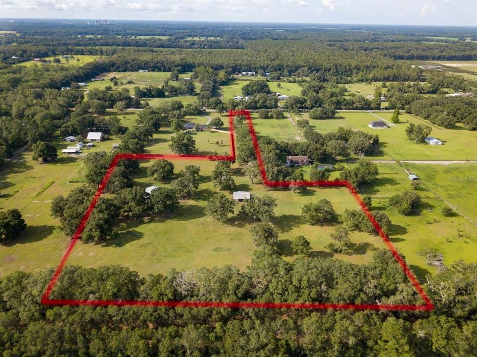 待售: $350,000 (9.48 acres)