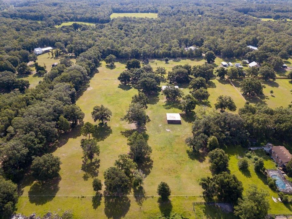待售: $350,000 (9.48 acres)