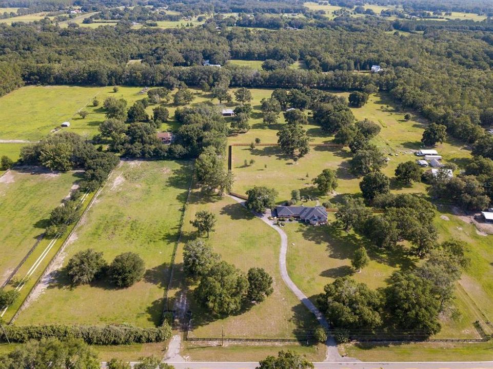 待售: $350,000 (9.48 acres)