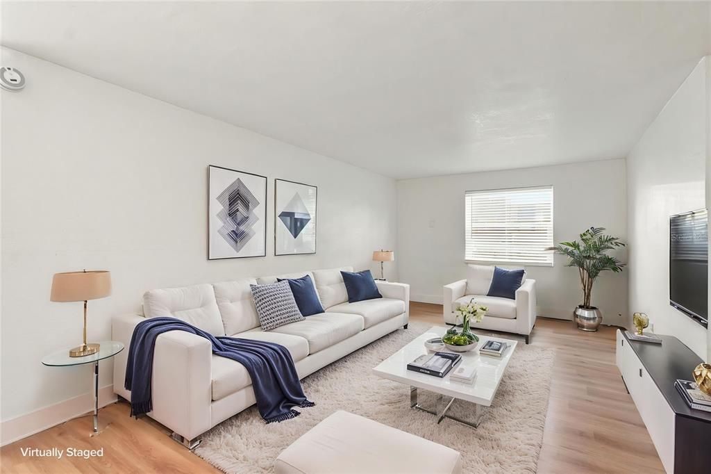 For Rent: $1,700 (3 beds, 1 baths, 5653 Square Feet)