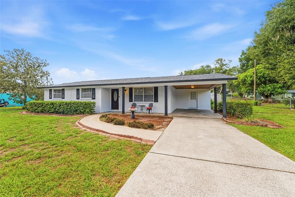 En Venta: $329,999 (3 camas, 2 baños, 1640 Pies cuadrados)