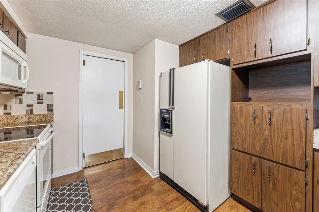 En Venta: $329,999 (3 camas, 2 baños, 1640 Pies cuadrados)