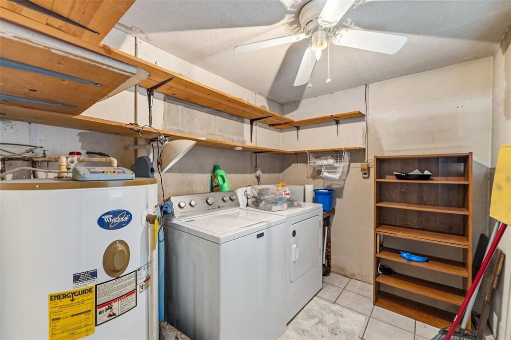 En Venta: $329,999 (3 camas, 2 baños, 1640 Pies cuadrados)
