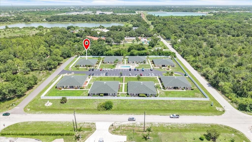 For Sale: $135,000 (2 beds, 2 baths, 937 Square Feet)
