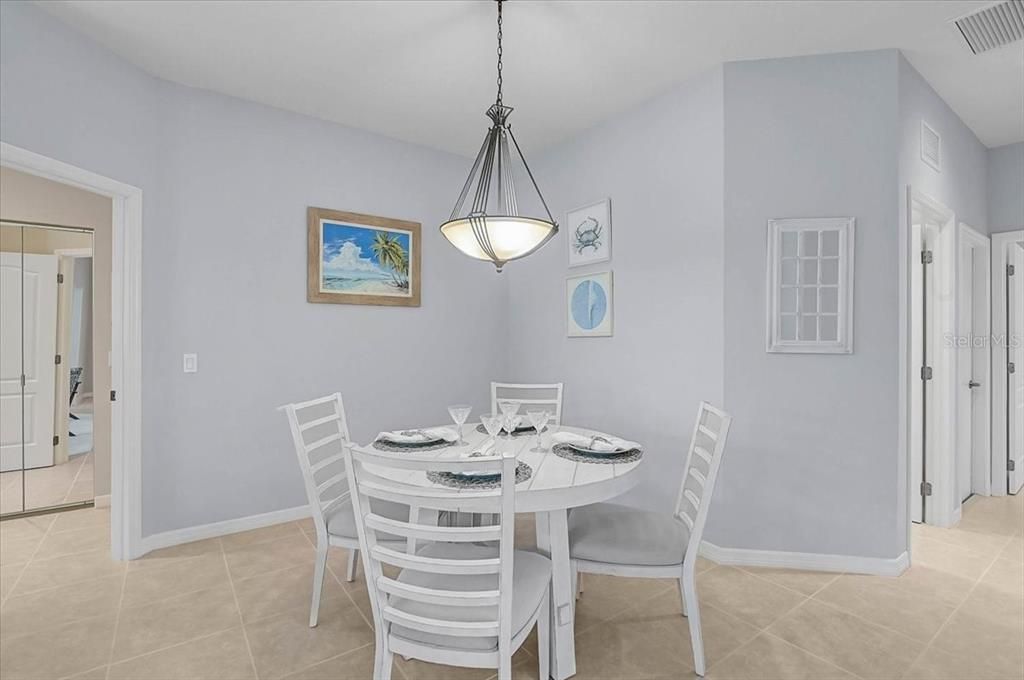For Sale: $290,000 (3 beds, 2 baths, 1521 Square Feet)