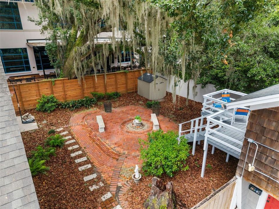 For Sale: $875,000 (4 beds, 3 baths, 2095 Square Feet)