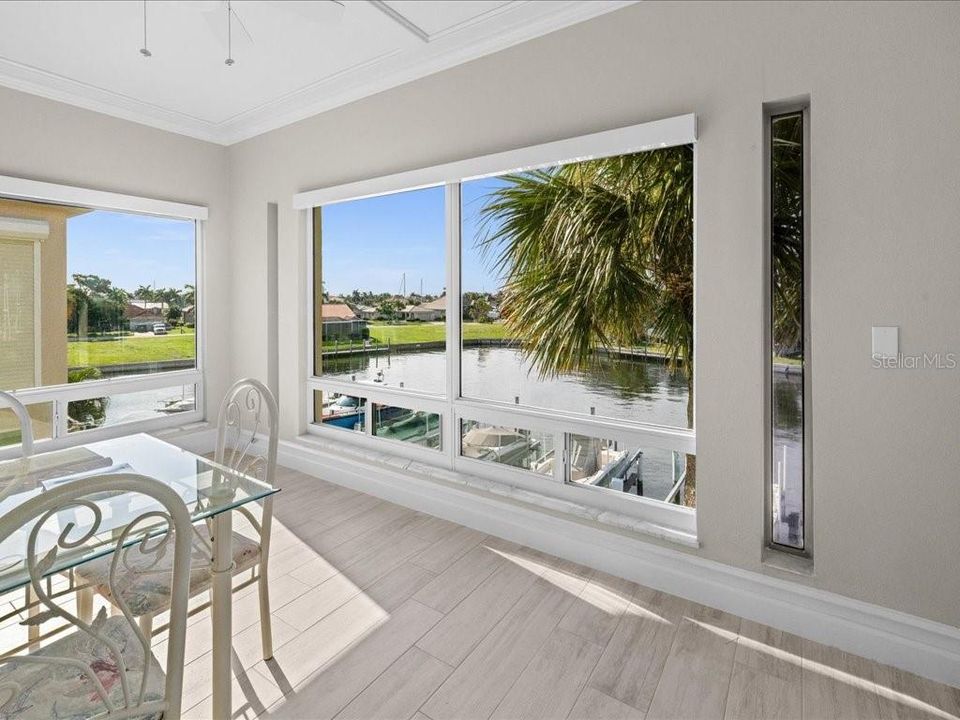 For Sale: $445,000 (2 beds, 2 baths, 1564 Square Feet)