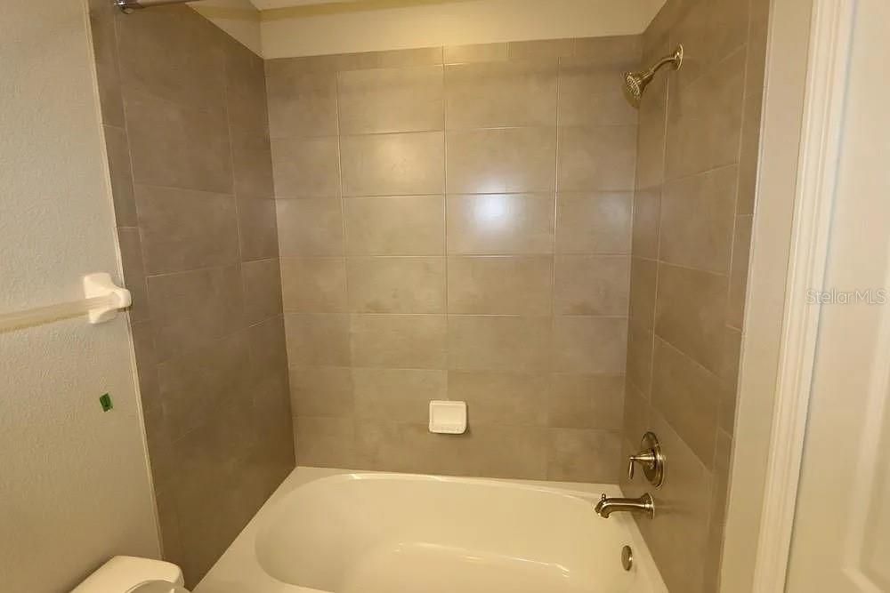 В аренду: $2,500 (3 спален, 2 ванн, 2153 Квадратных фут)