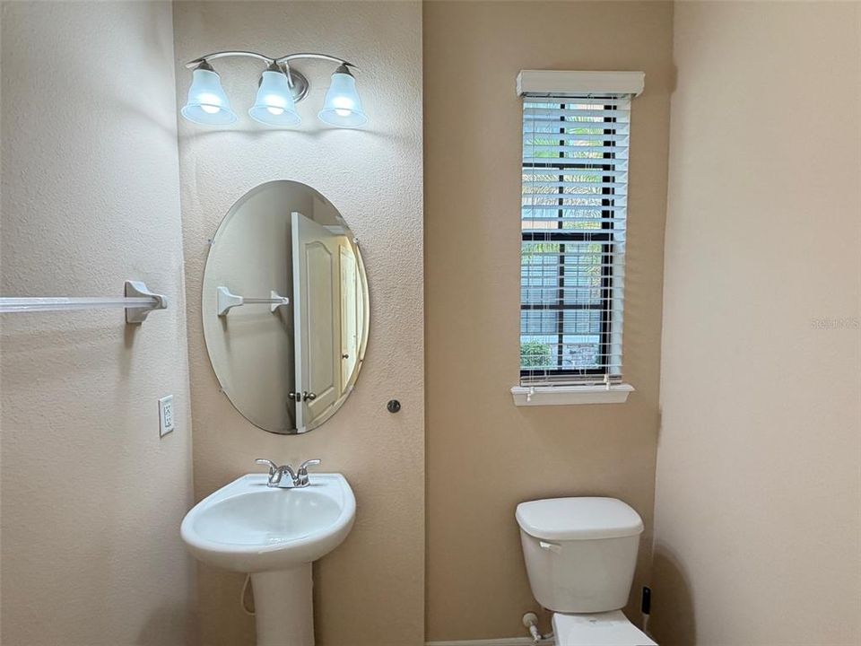 В аренду: $2,150 (3 спален, 2 ванн, 1760 Квадратных фут)
