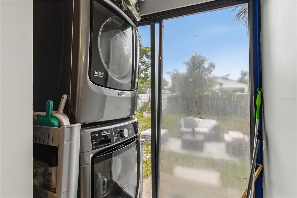 En Venta: $349,000 (2 camas, 2 baños, 913 Pies cuadrados)