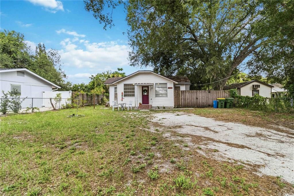 En Venta: $349,000 (2 camas, 2 baños, 913 Pies cuadrados)