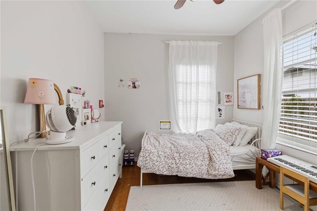 En Venta: $349,000 (2 camas, 2 baños, 913 Pies cuadrados)