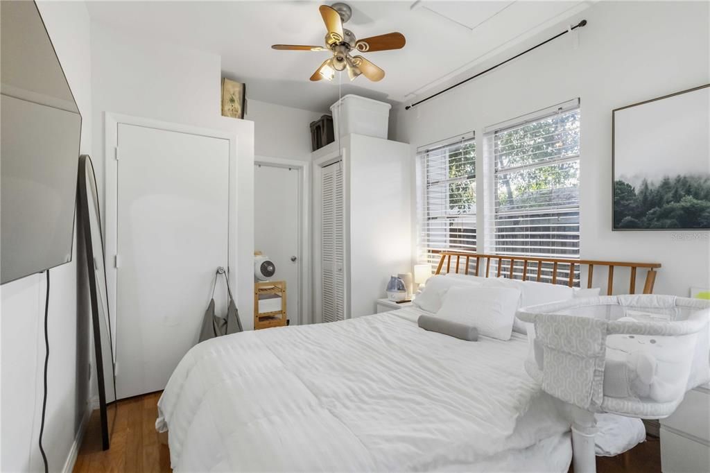 En Venta: $349,000 (2 camas, 2 baños, 913 Pies cuadrados)