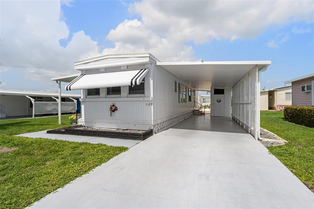For Sale: $149,900 (2 beds, 1 baths, 672 Square Feet)