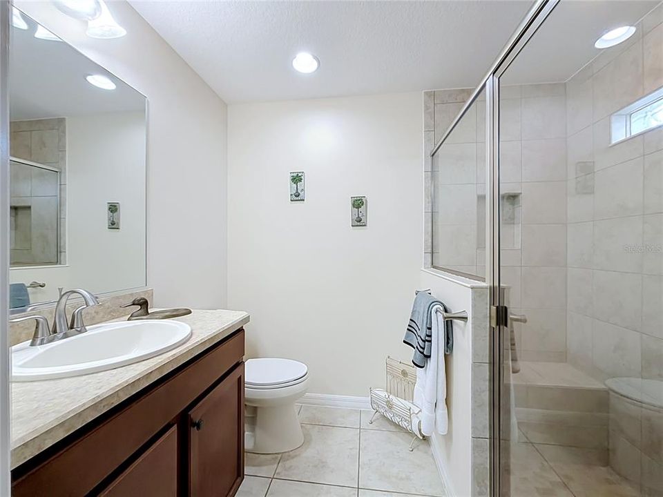 For Sale: $560,000 (3 beds, 3 baths, 2016 Square Feet)