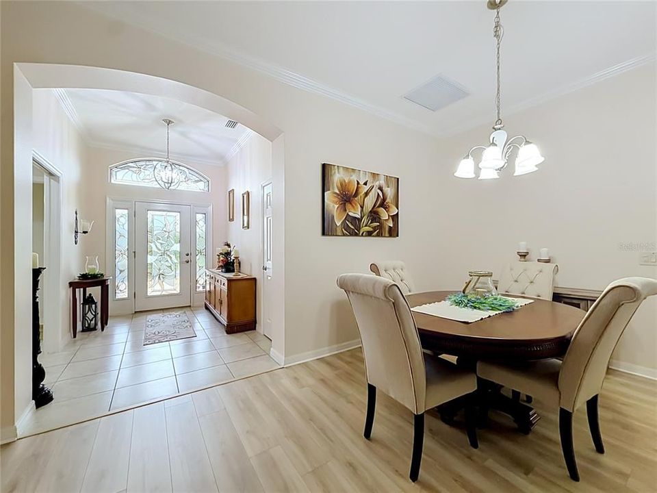 For Sale: $560,000 (3 beds, 3 baths, 2016 Square Feet)